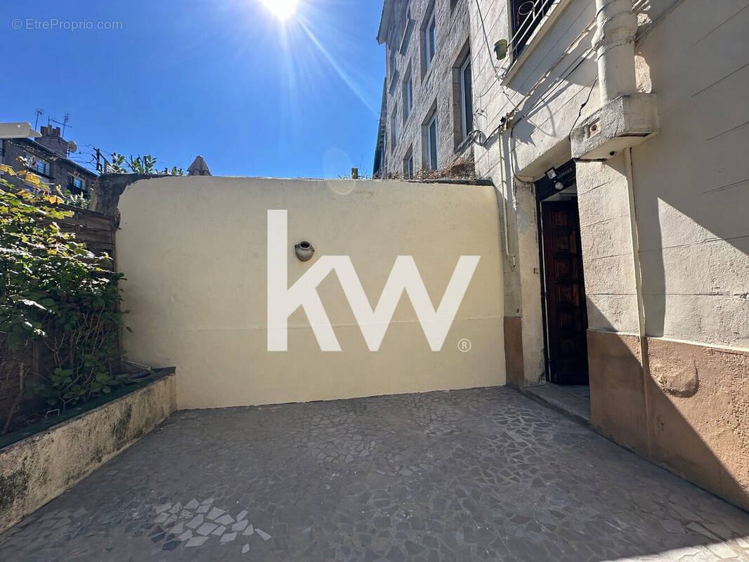 Appartement à SAINT-ETIENNE