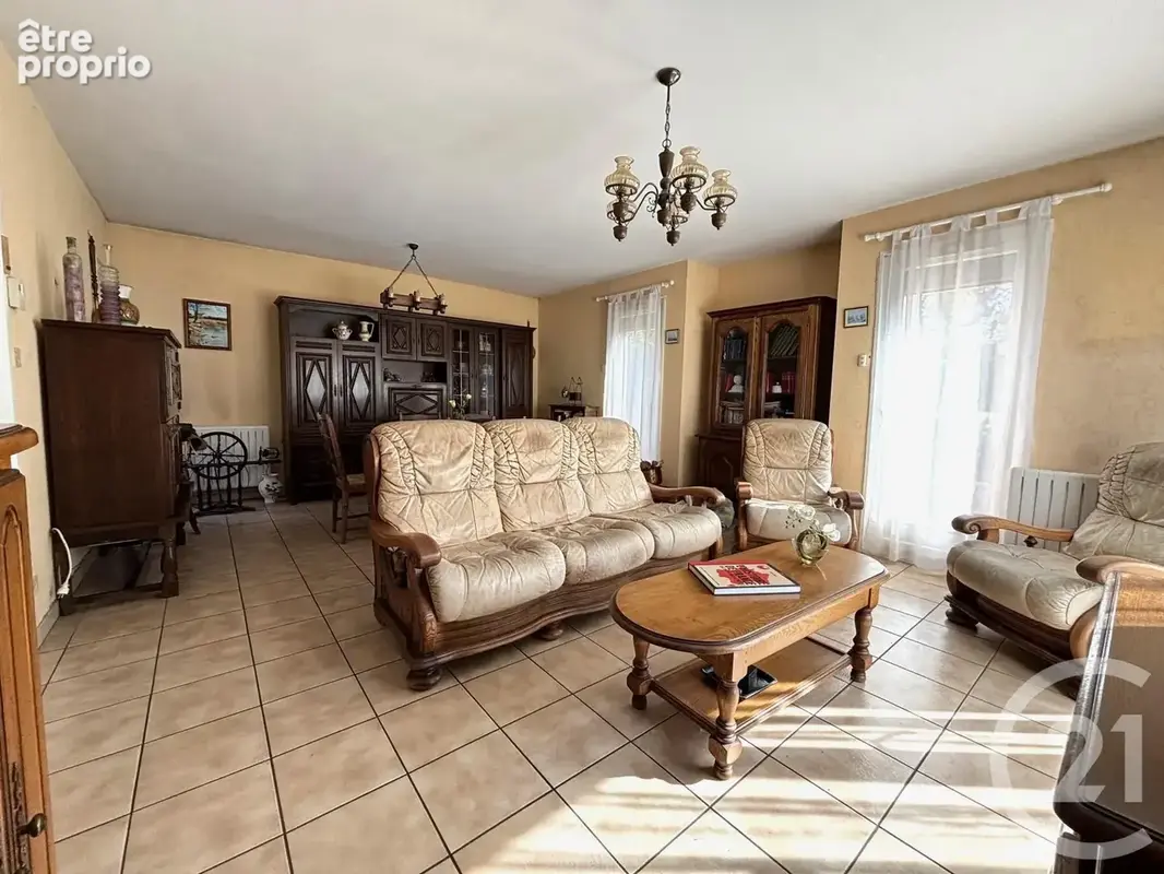 Maison 91 m² à Torcy  - photo 7