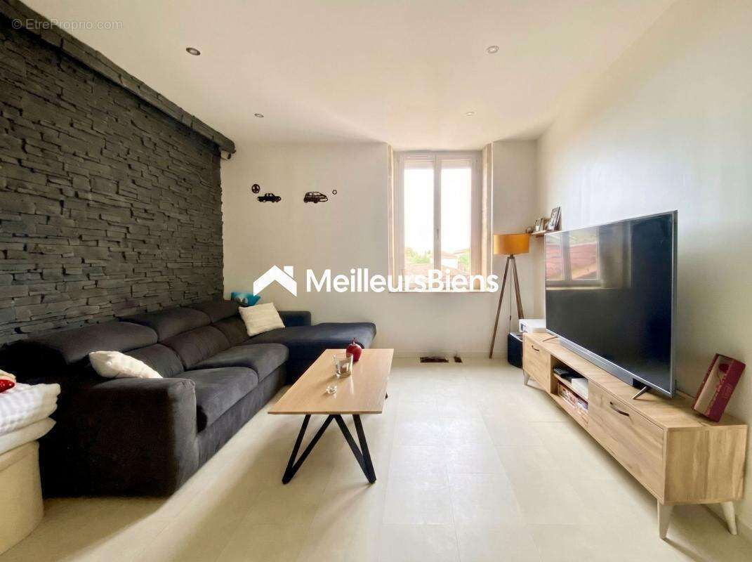 Appartement à VILLENEUVE