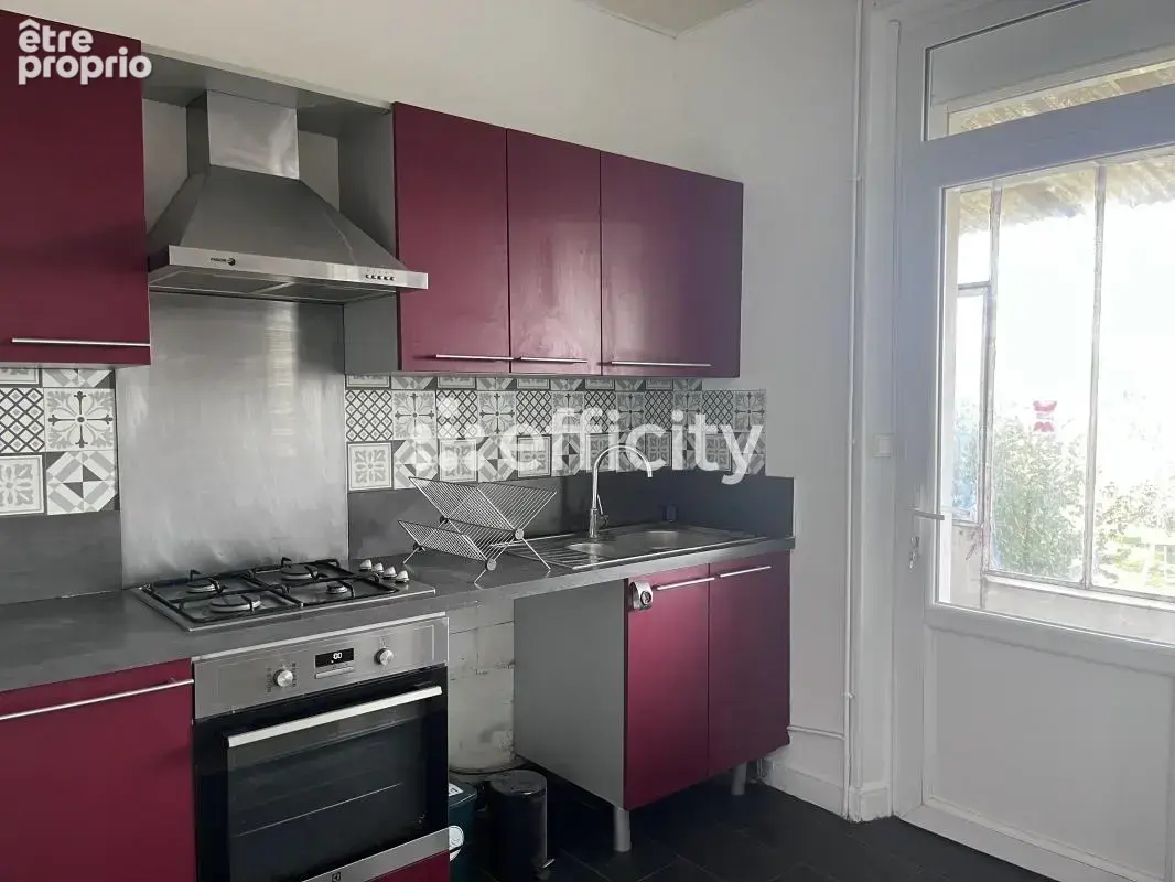 Maison 8 pièces 158 m² à vendre à Niort (79000) - photo 7