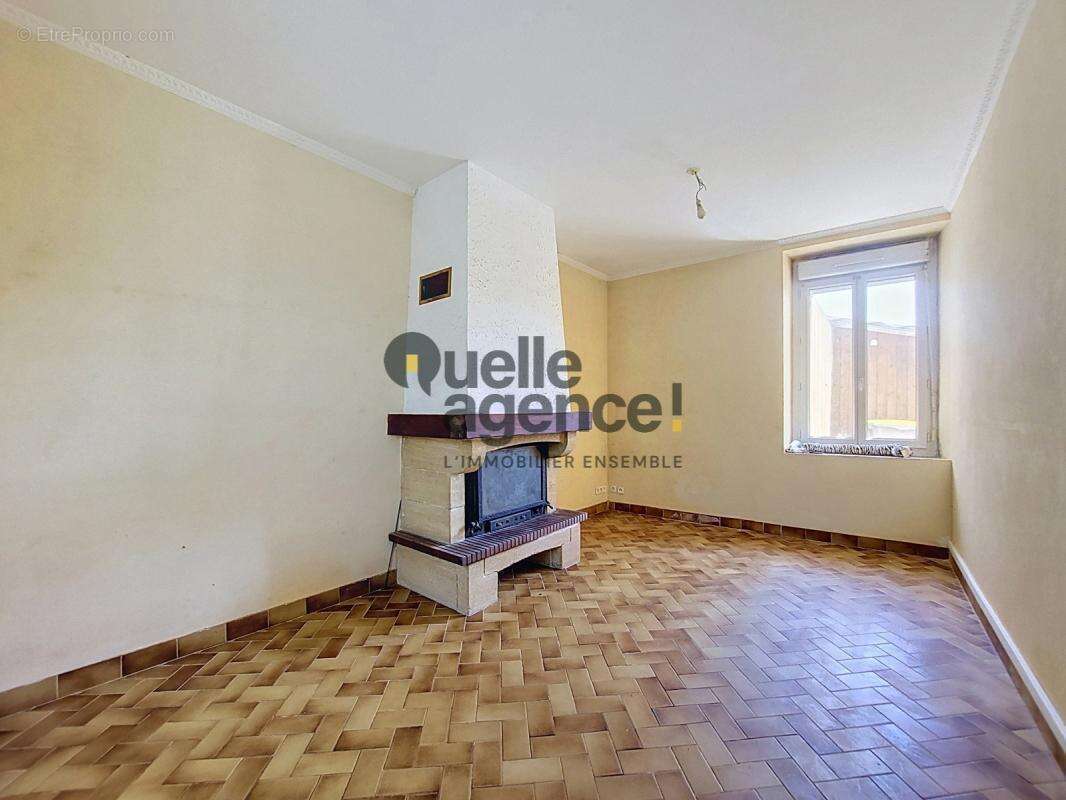 Brest rive gauche – Une maison pleine de potentiel avec 4 chambres et jardin - photo 3
