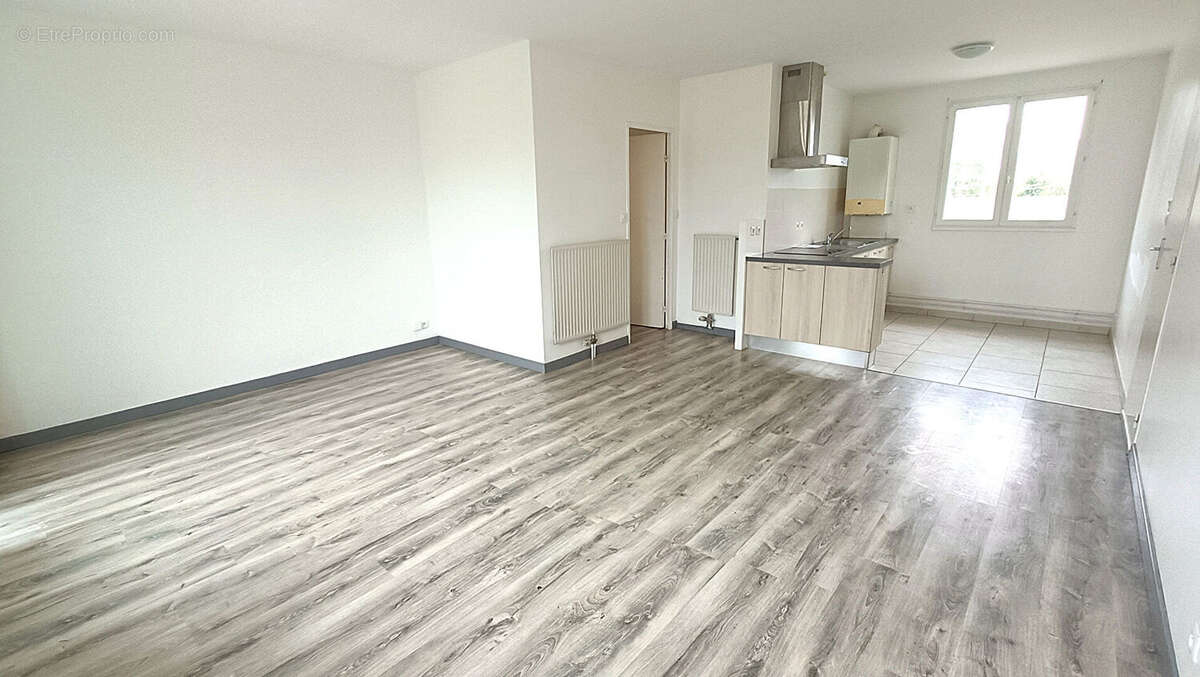 Maison à SAINT-BERTHEVIN