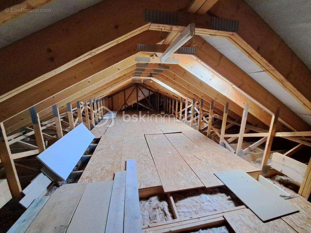 Pavillon dans un secteur calme et recherche d'abbeville - photo 13
