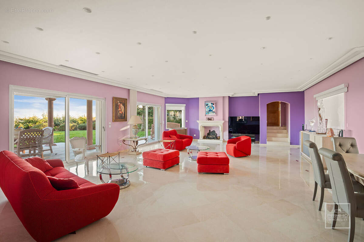 Maison à SAINT-CYR-AU-MONT-D'OR