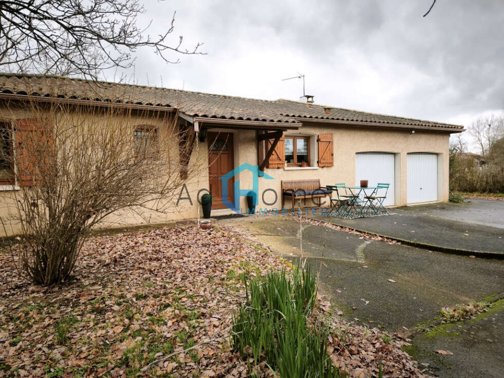 Maison à LARRA