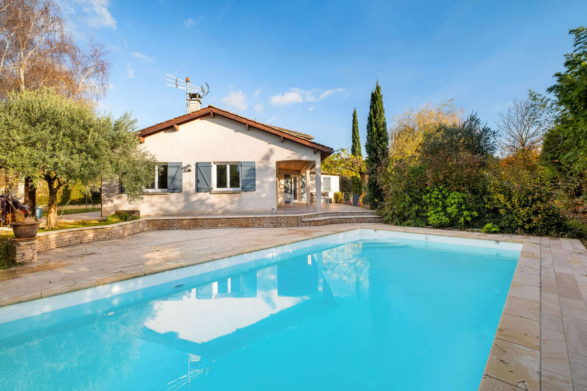 Photo 2 - Maison à MARENNES