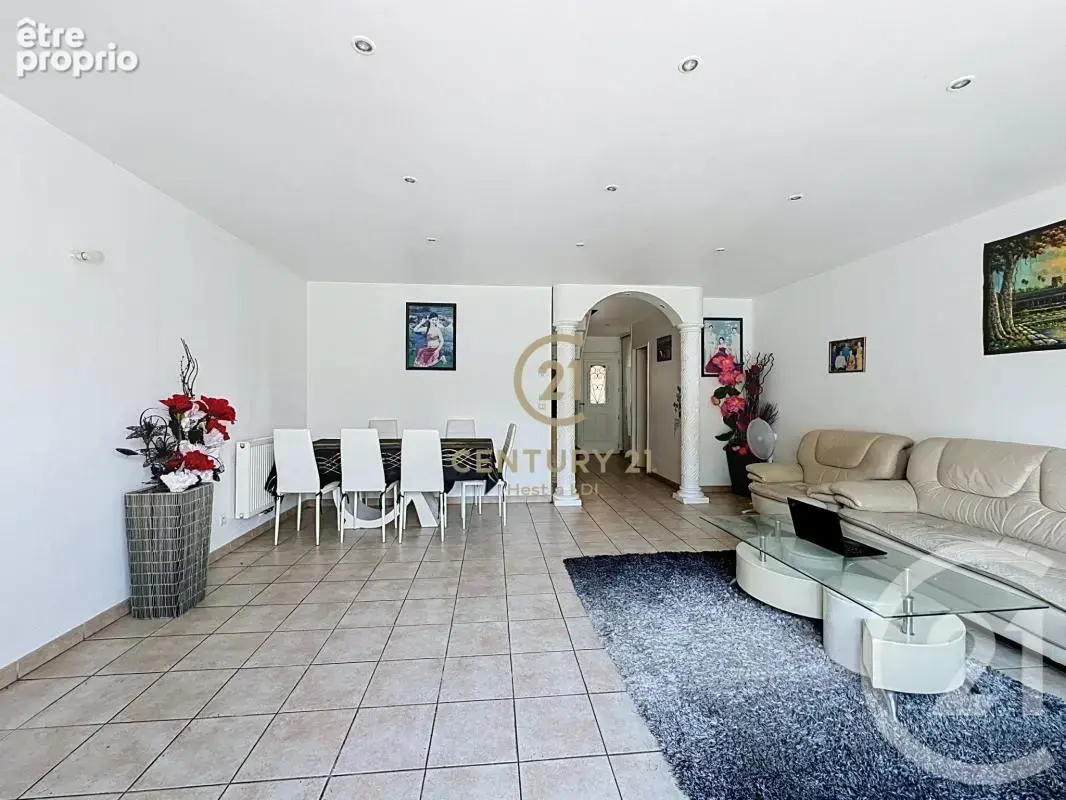 Maison 117 m² à Givors  - photo 3