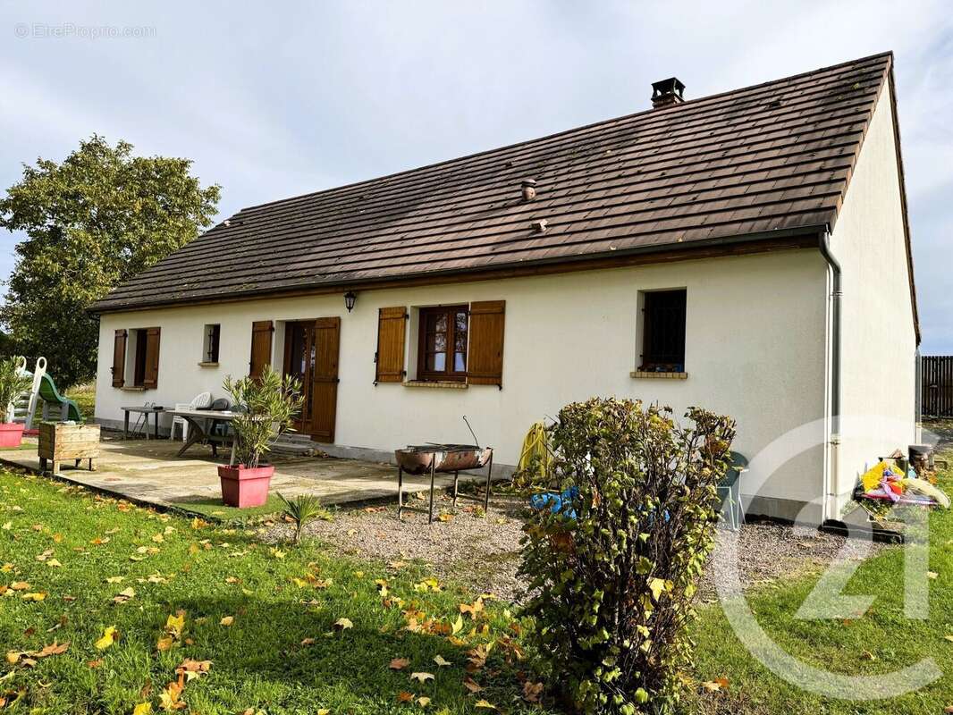 Maison à MESVES-SUR-LOIRE