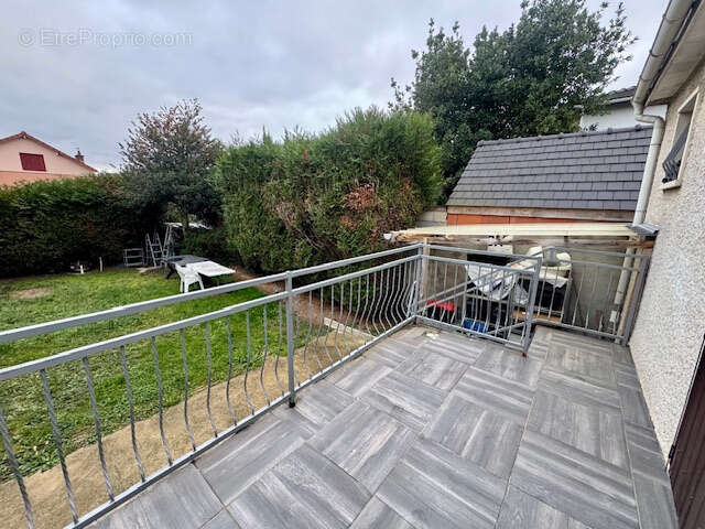 Maison à SAVIGNY-SUR-ORGE