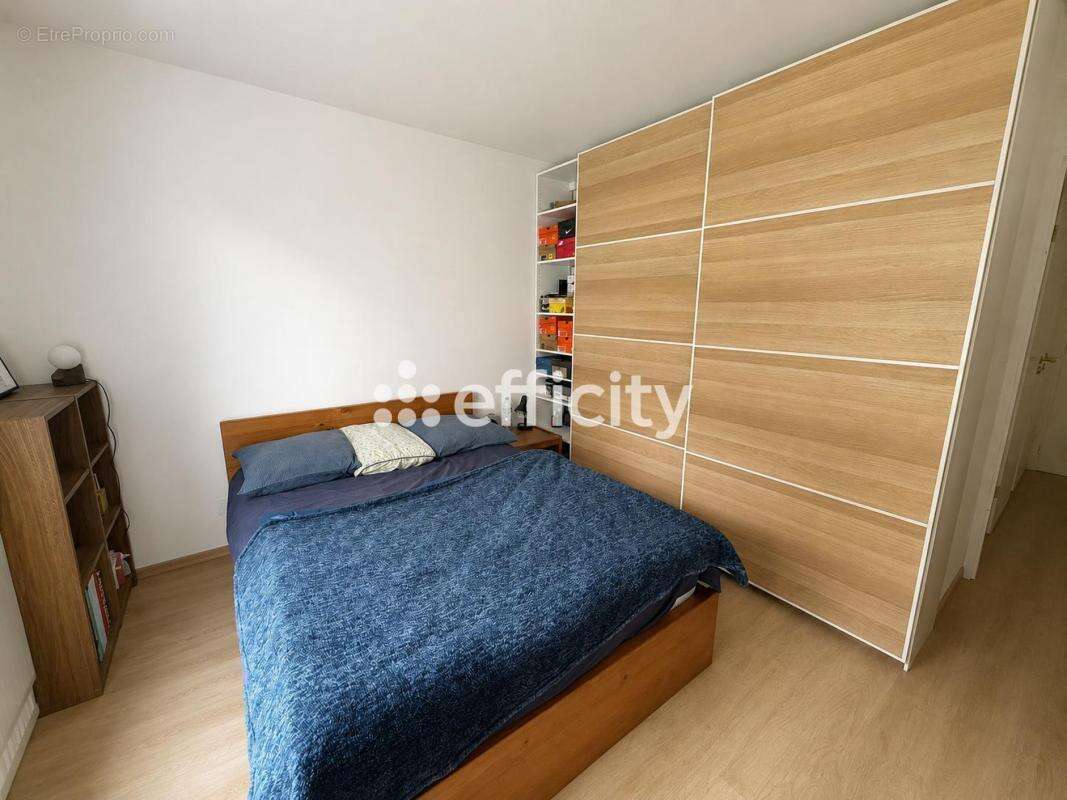 Appartement à LA RICHE