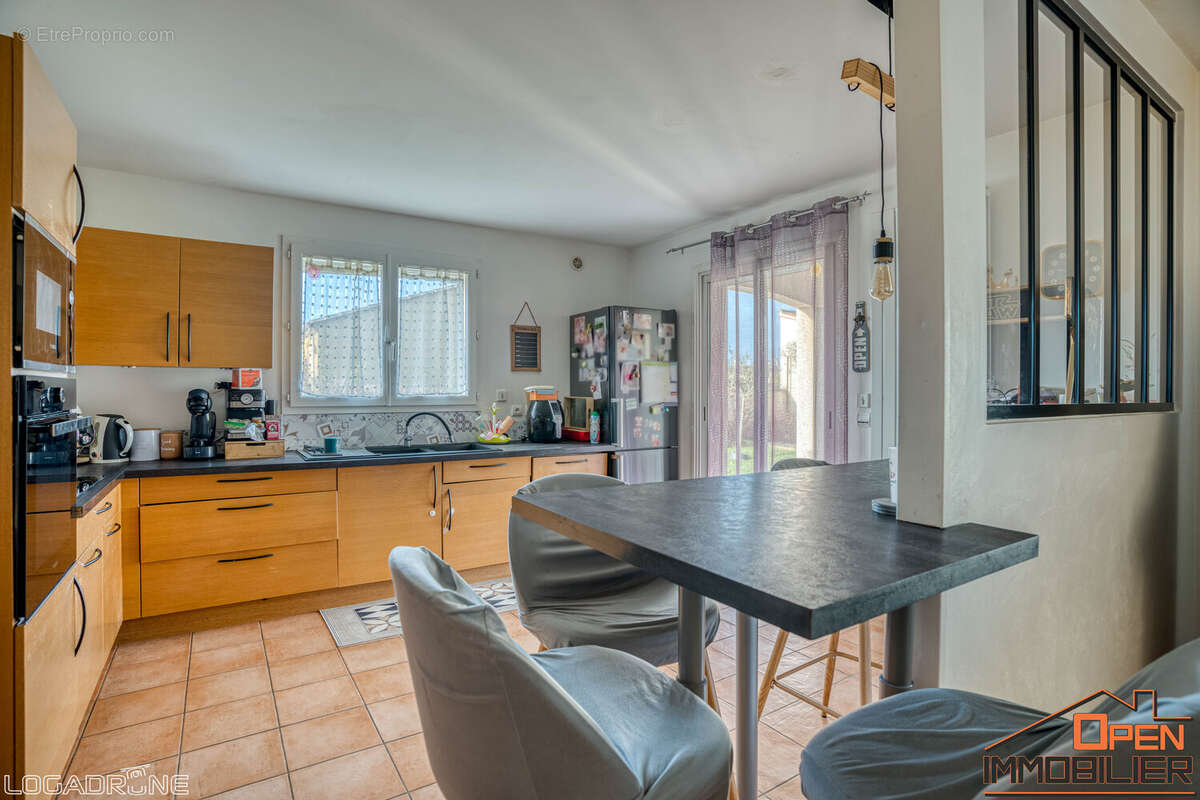 Maison à SAINT-SYLVESTRE-SUR-LOT