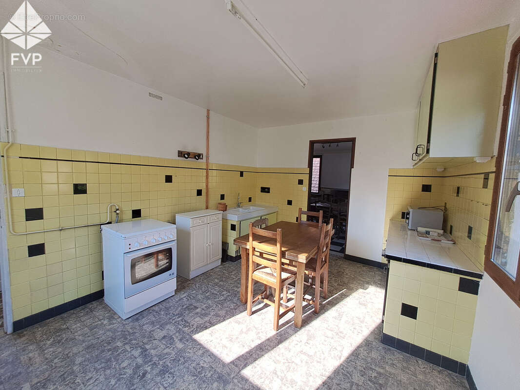 A VENDRE - SAINT-VALERY-EN-CAUX (76460) - 3 chambres - Terrain 4 400m2 - photo 6