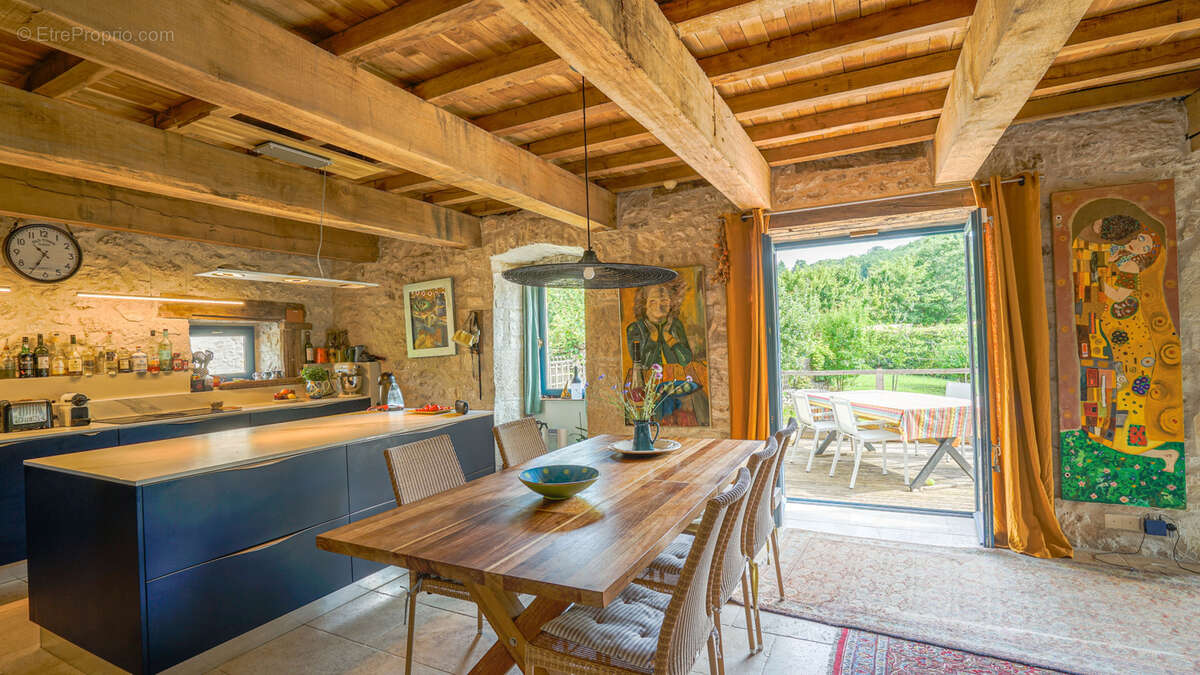 Maison à BAGAT-EN-QUERCY