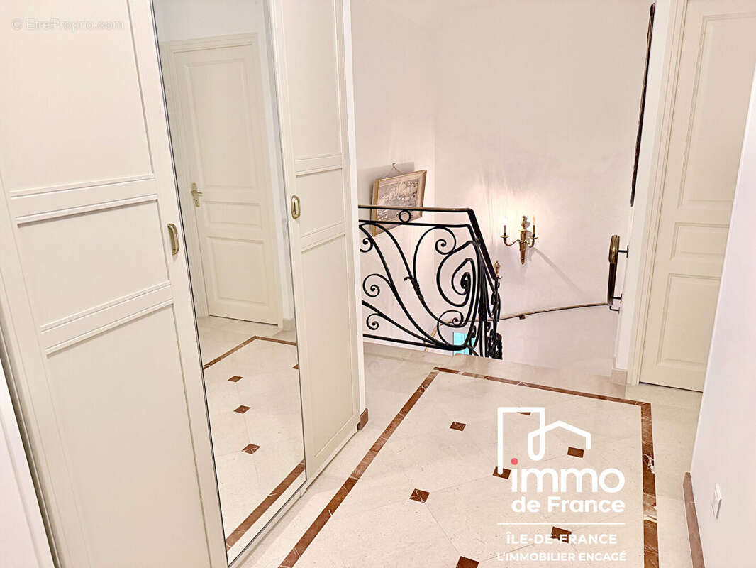 Maison à L'ETANG-LA-VILLE