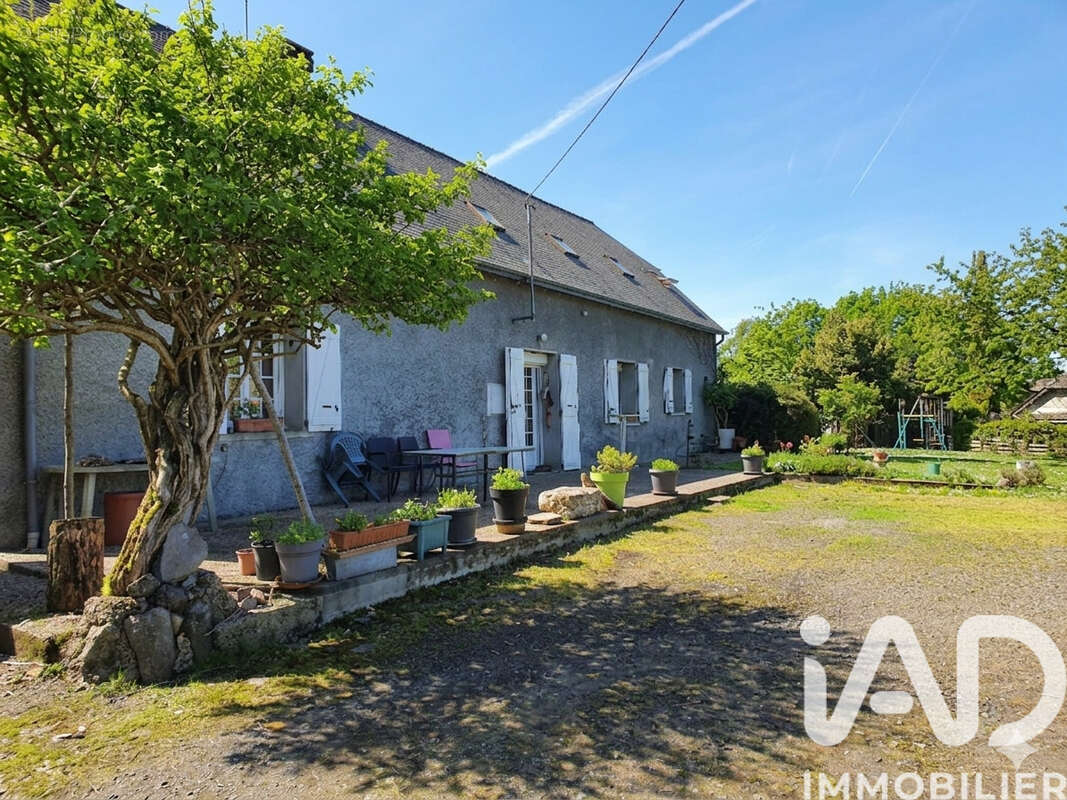 Maison 276 m² à Vielle-Adour  - photo 2