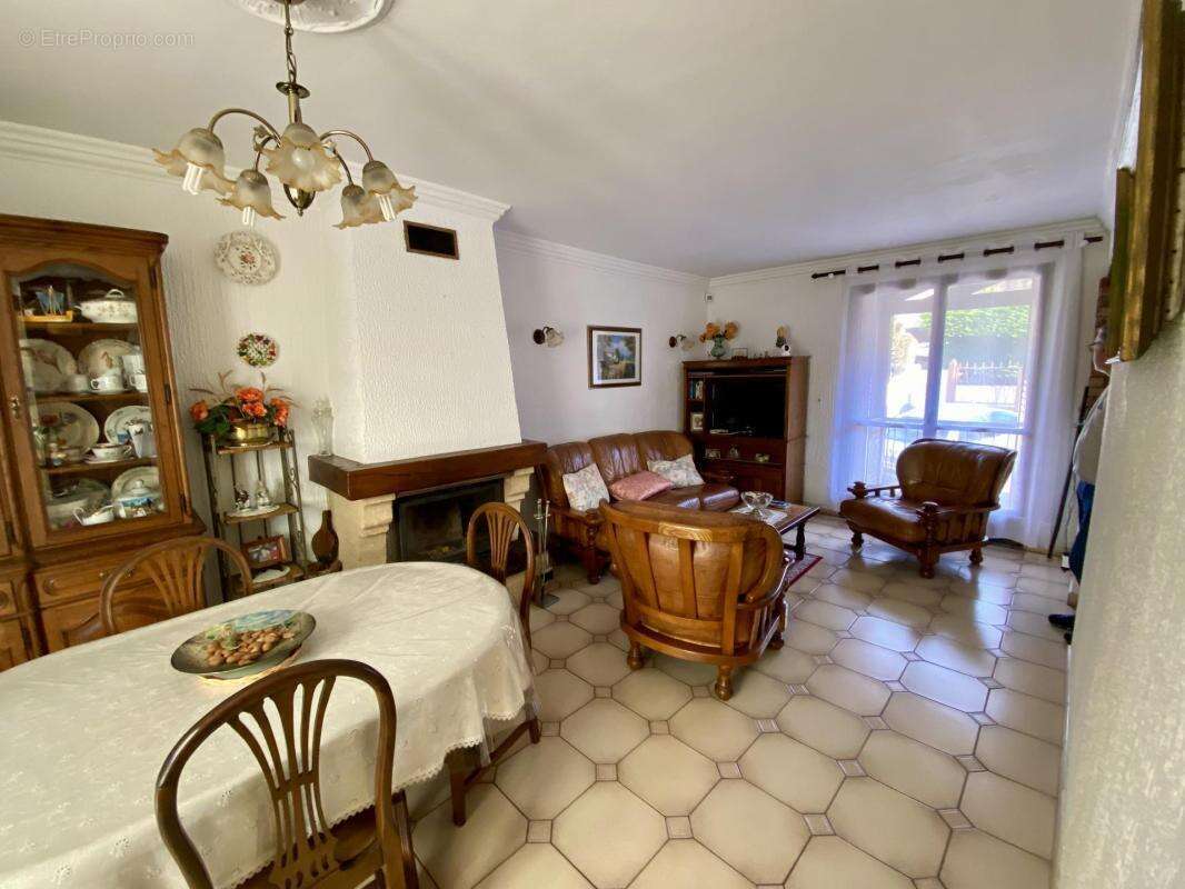 Maison à VILLEMOISSON-SUR-ORGE