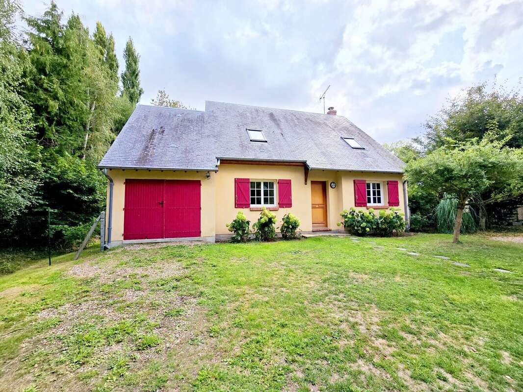 Maison à ARNIERES-SUR-ITON