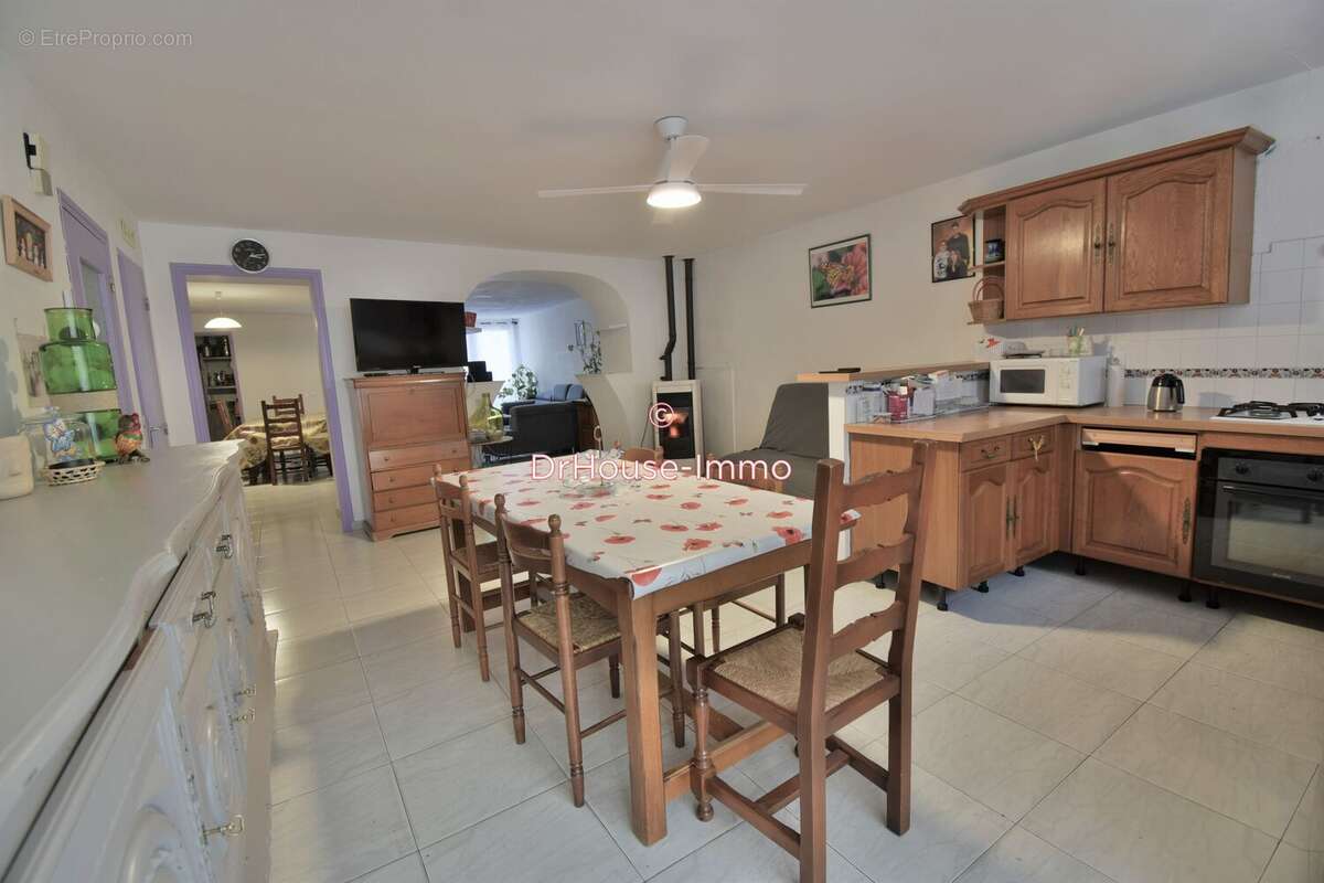 Maison à VILLEVEYRAC