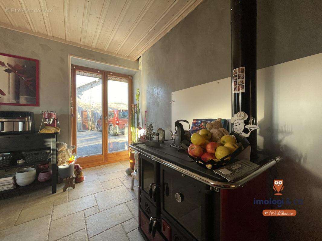 Maison à LEVIER