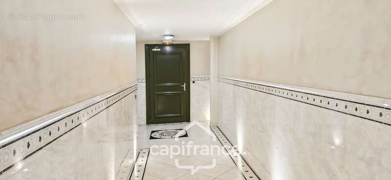 Appartement à SANARY-SUR-MER