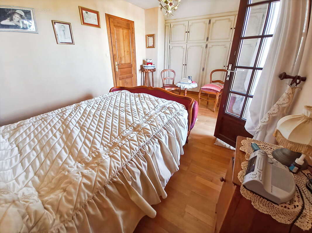 Maison à PETIT-COURONNE