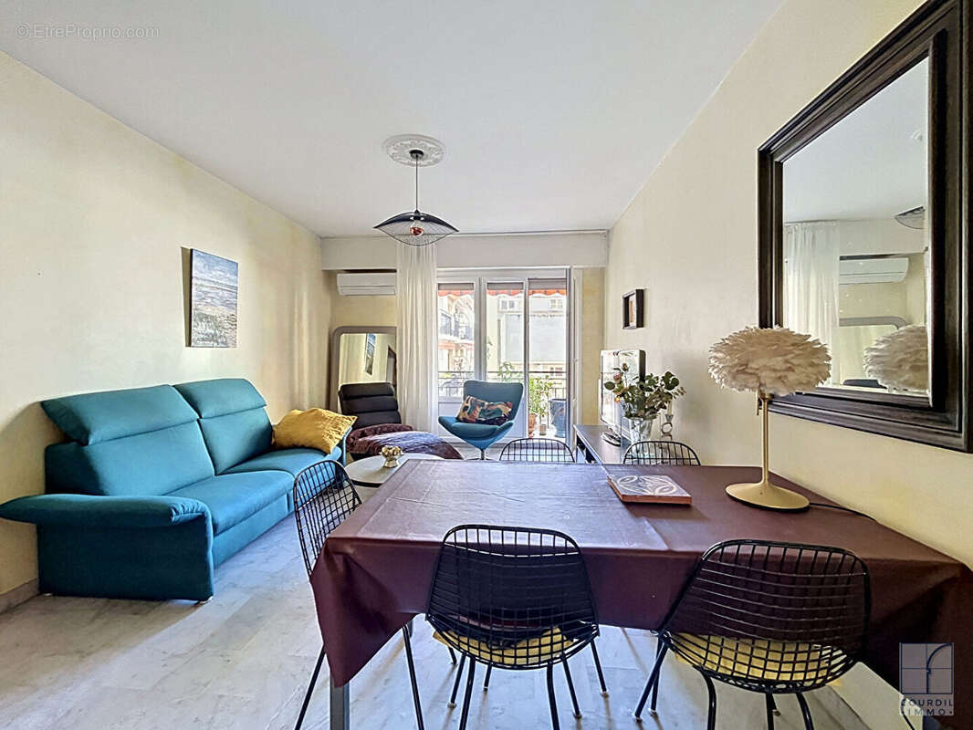 Appartement à NIMES