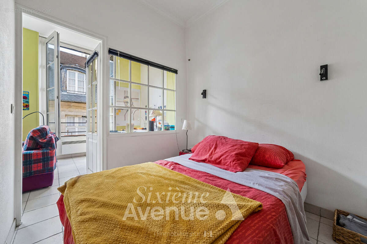 Appartement à PARIS-4E
