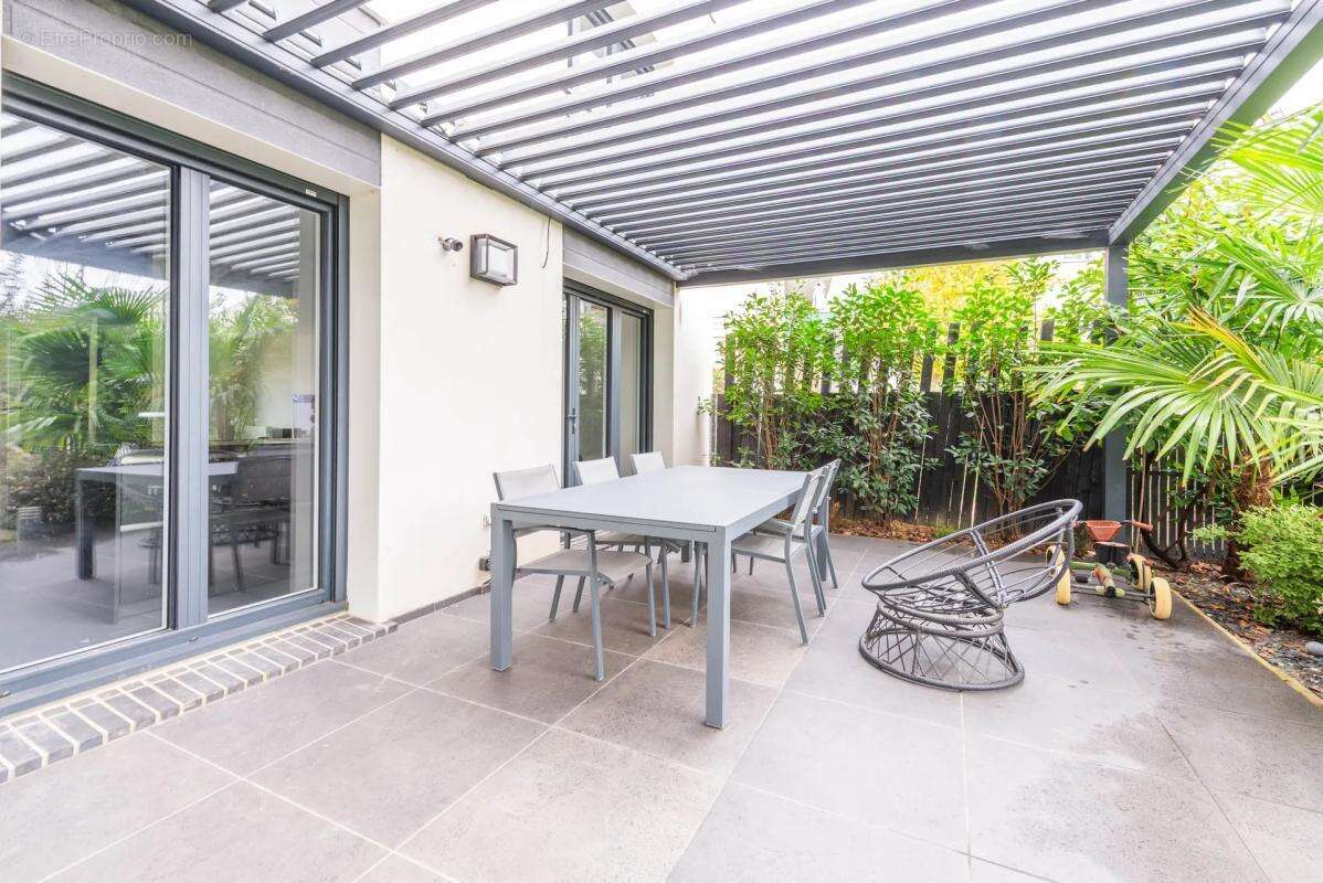 Maison à VILLEPREUX