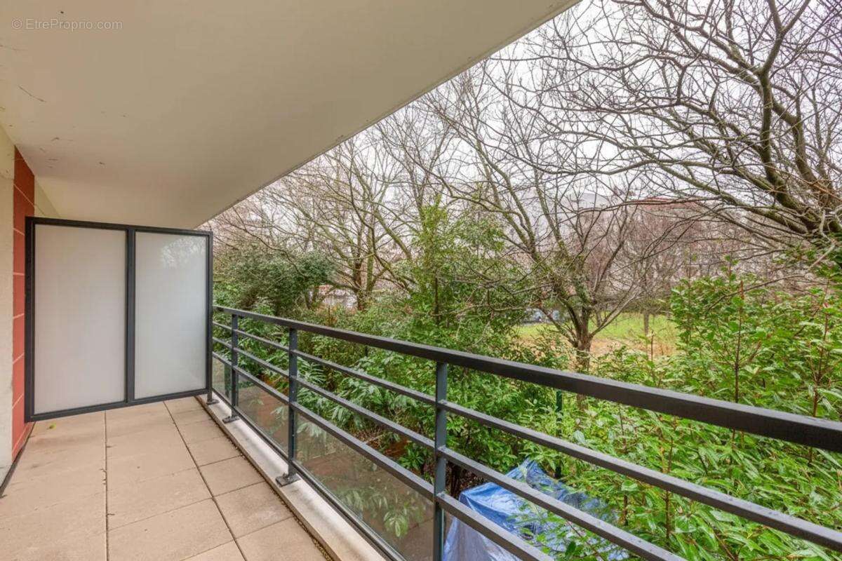 Appartement à LYON-8E