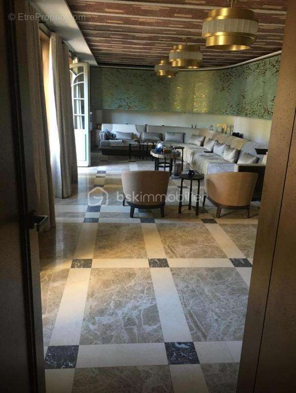 Maison à LOUVECIENNES