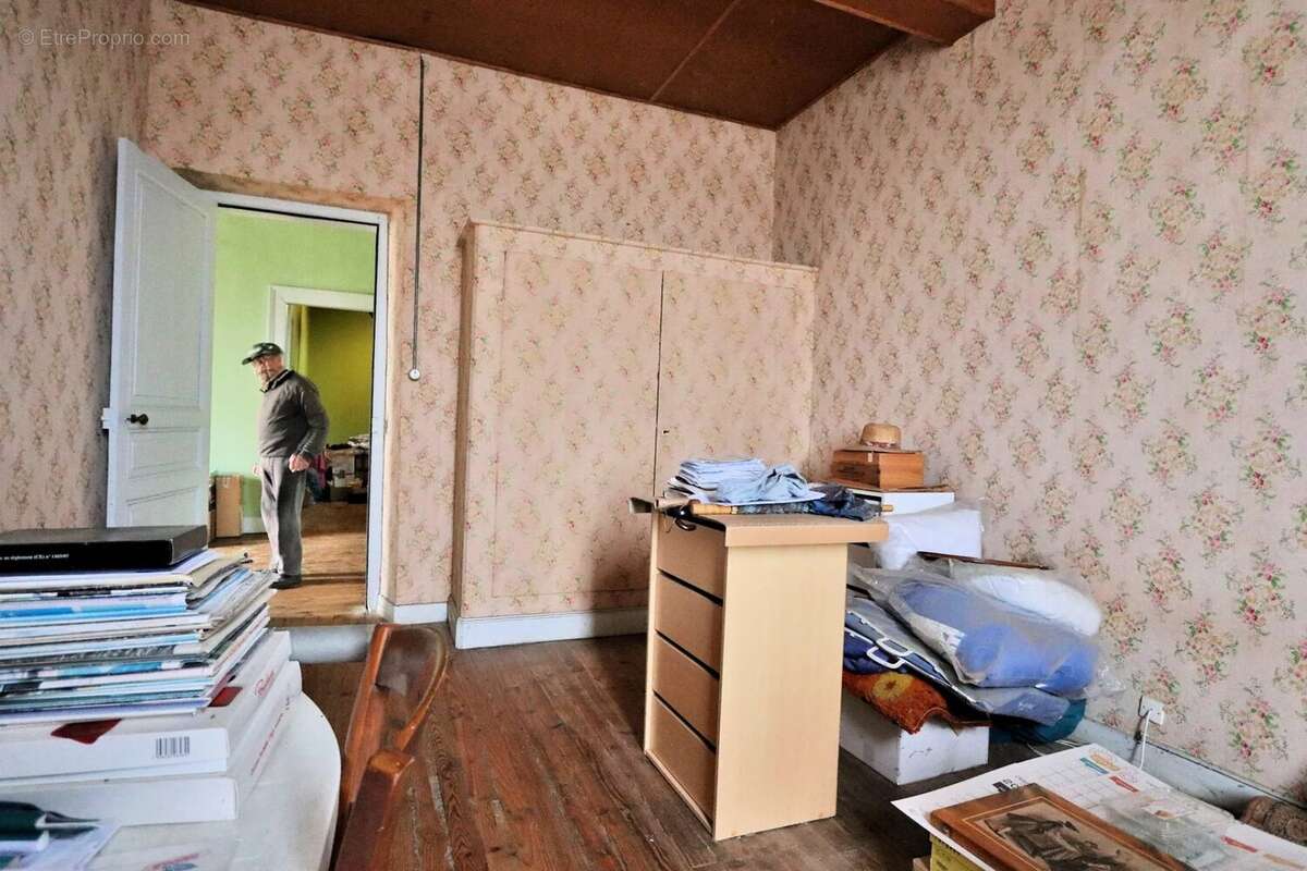 Maison à CASTELNAU-RIVIERE-BASSE