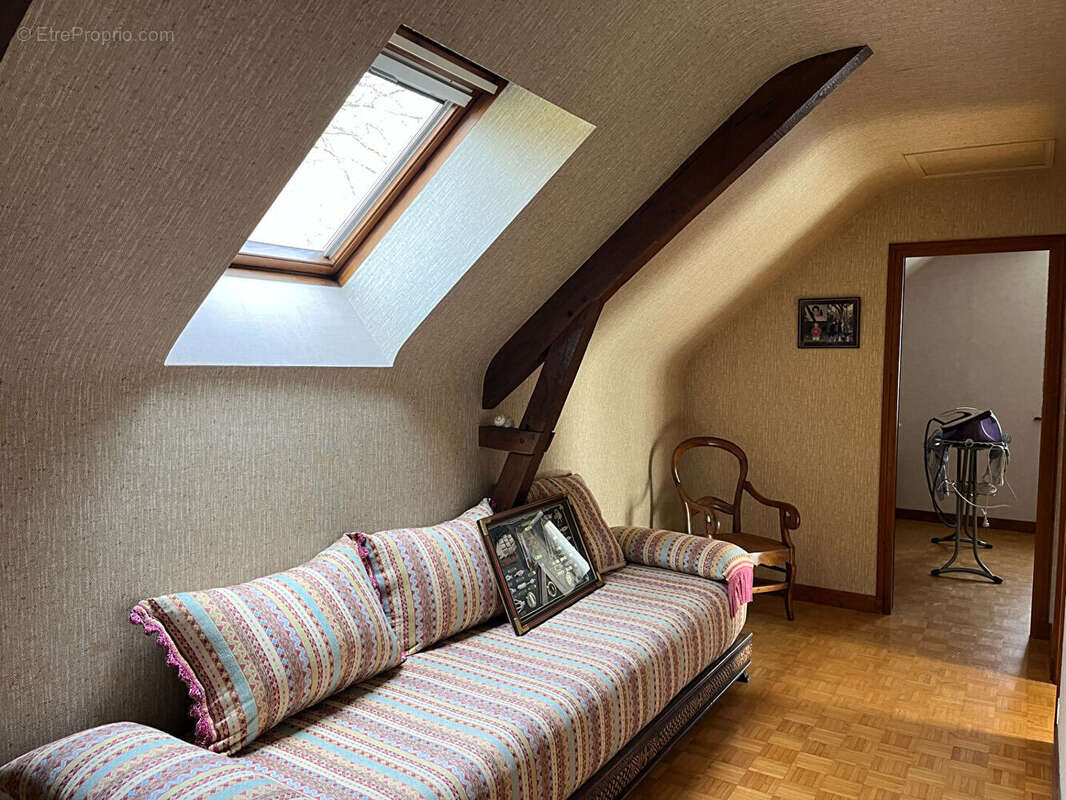Maison à LOCMINE