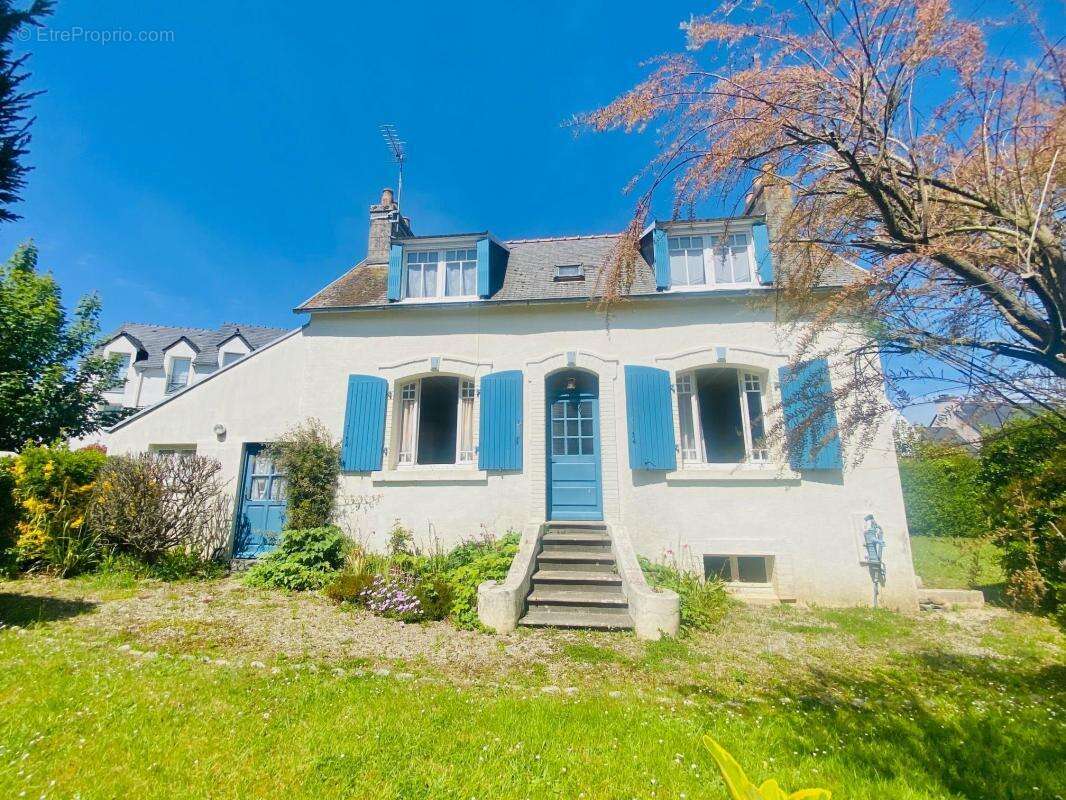 Maison à PLOUGASNOU