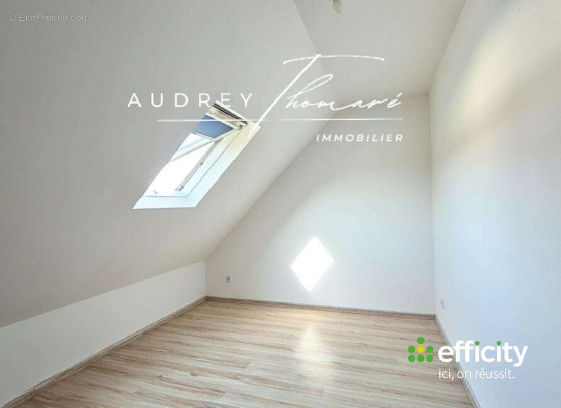 Maison à NANTEUIL-LE-HAUDOUIN