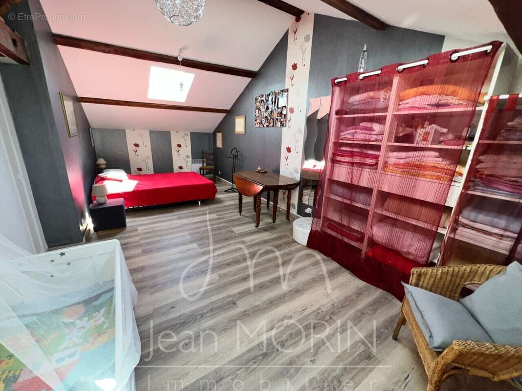 Maison à ROMANS-SUR-ISERE