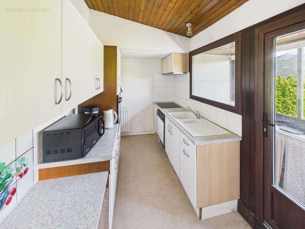 Appartement à SAINT-BALDOPH