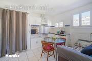 Appartement à MARSEILLE-7E