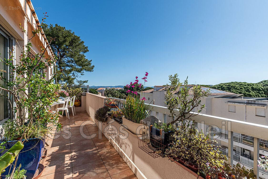 Appartement à HYERES