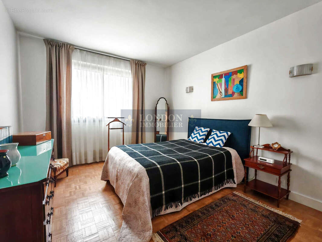 Appartement à VERSAILLES