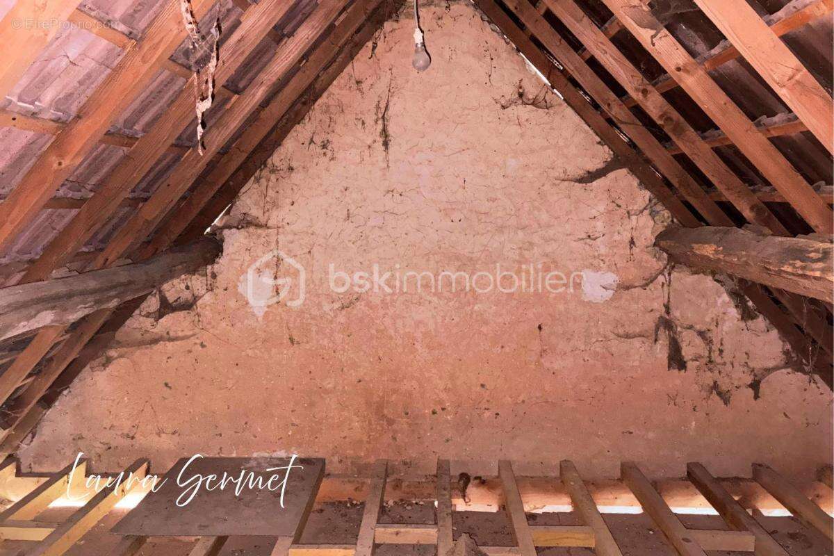 Maison à ROUVRES-LES-BOIS