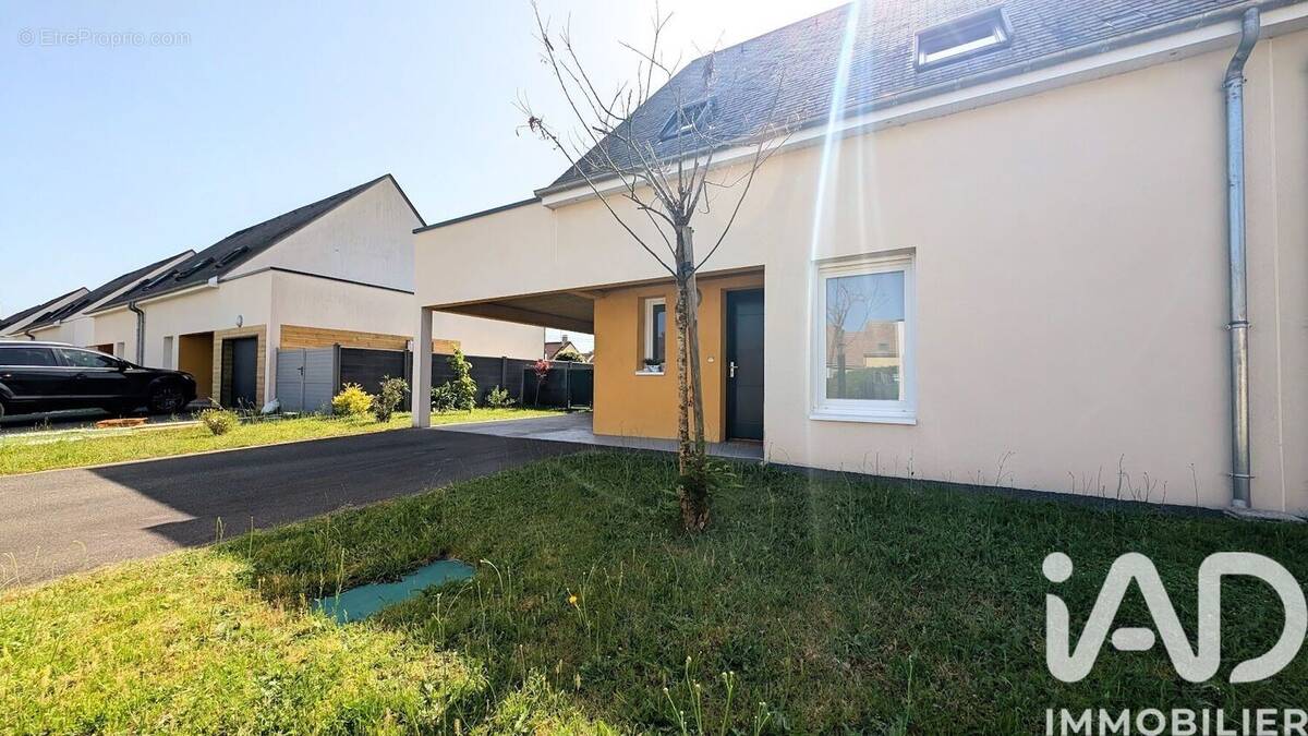 Photo 1 - Maison à SPAY