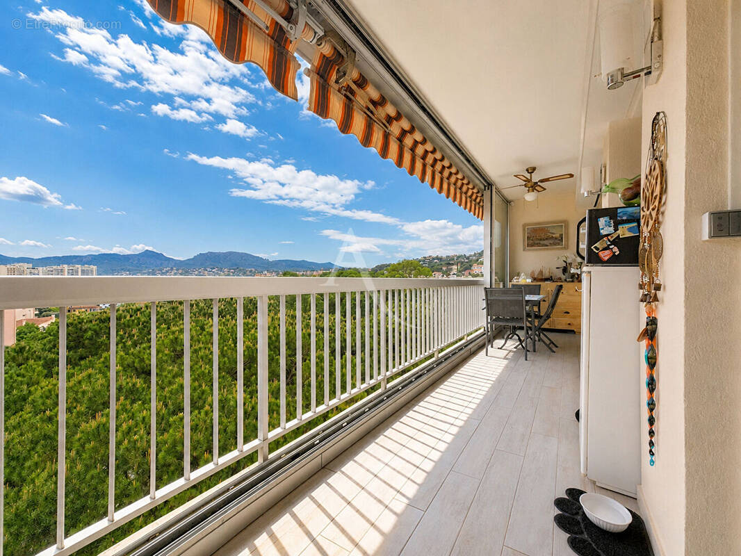Appartement à MANDELIEU-LA-NAPOULE