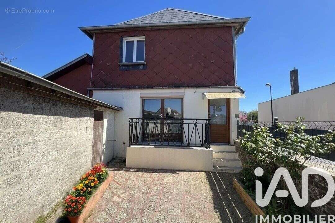Photo 2 - Maison à SAINT-PIERRE-DE-VARENGEVILLE