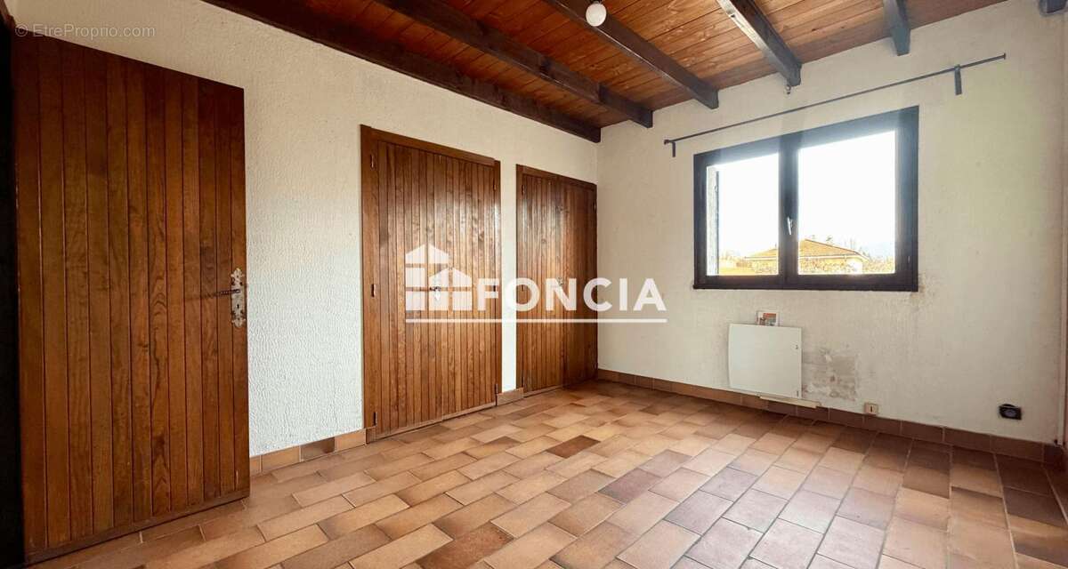 Maison à MONTBONNOT-SAINT-MARTIN