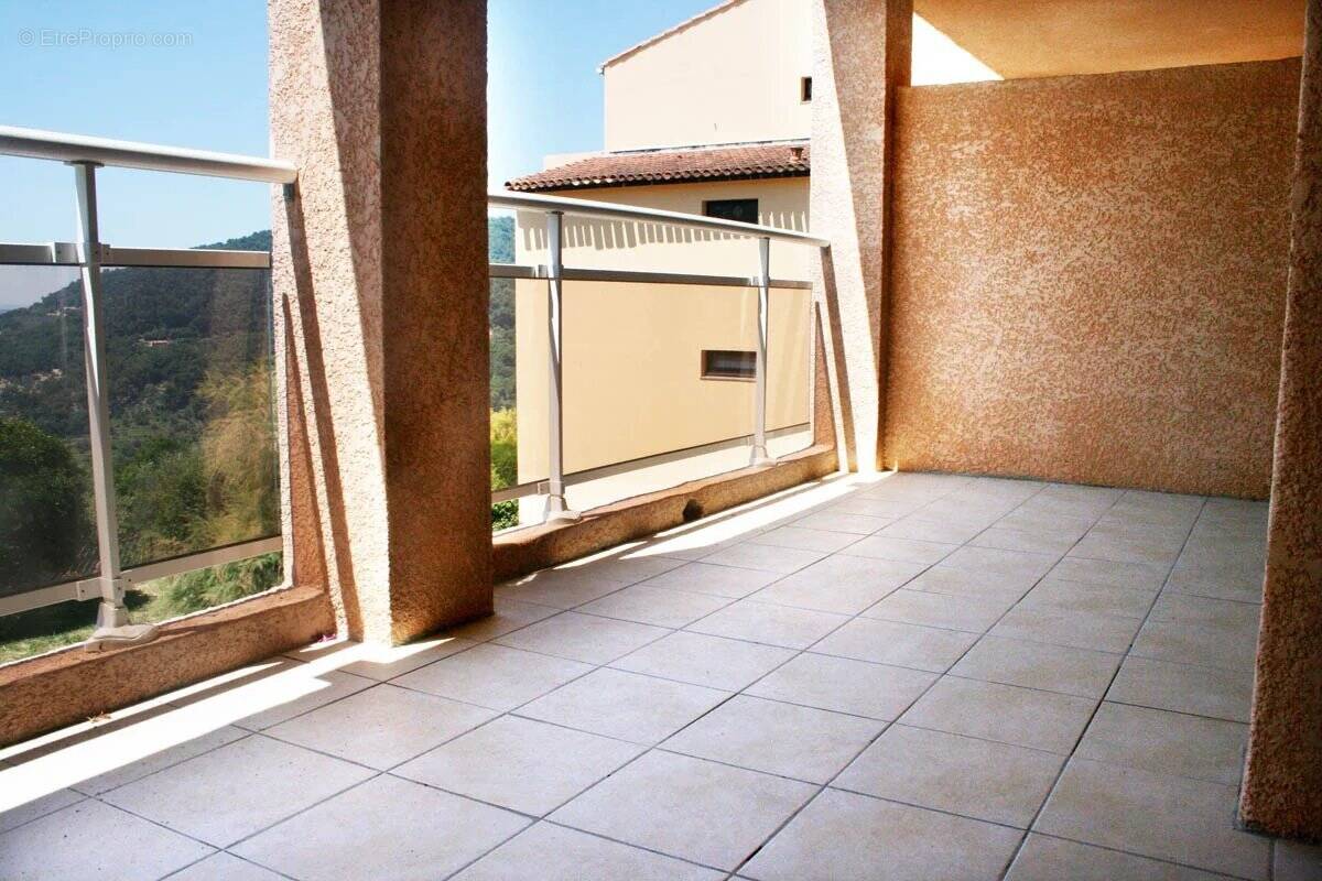 Appartement à GRASSE