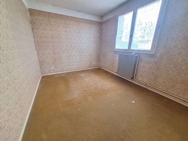 Maison à BIARS-SUR-CERE