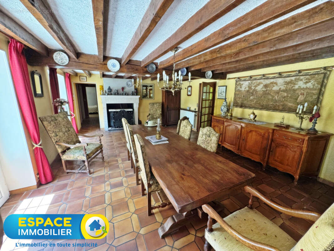 Maison à VITRY-AUX-LOGES