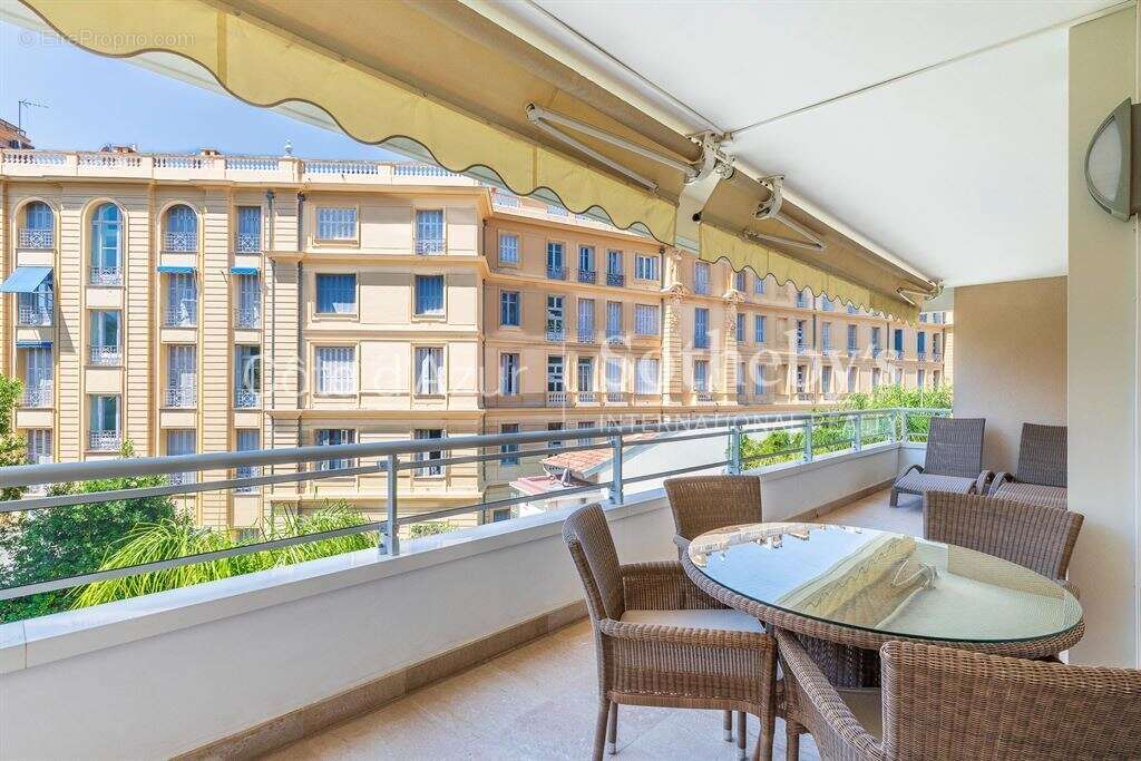 Appartement à BEAULIEU-SUR-MER