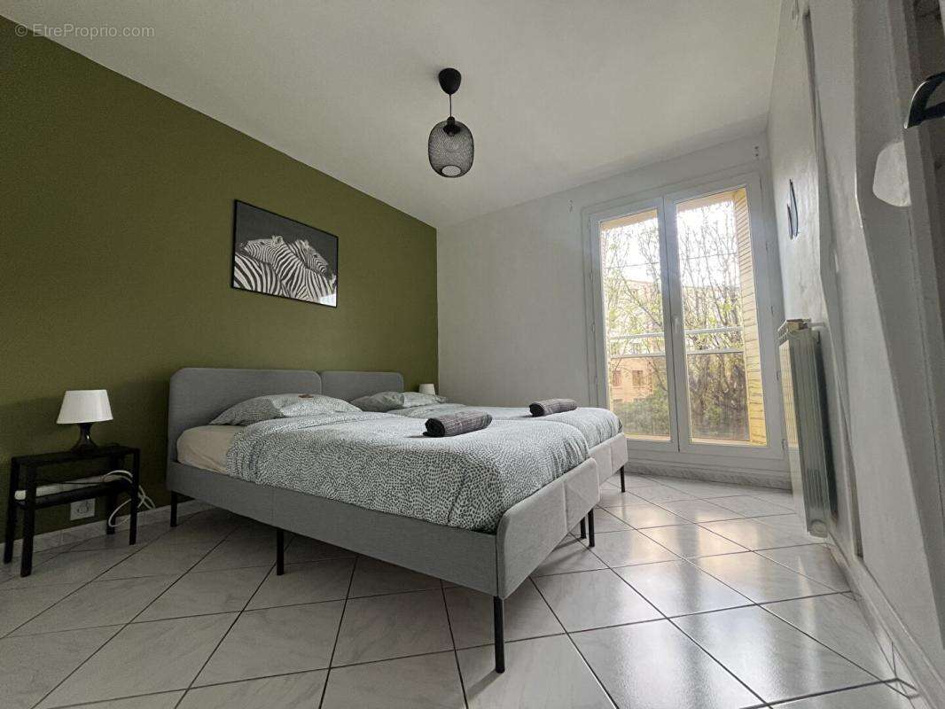 Appartement à MARSEILLE-9E