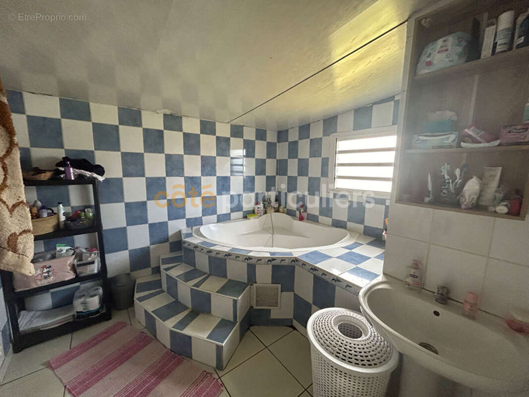 Maison à SAINT-PIERRE